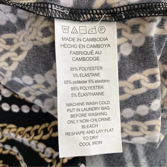 Michael Kors Black, Gold Chain And White Pearl Blouse Size Medium NWT - Picture 8 of 11